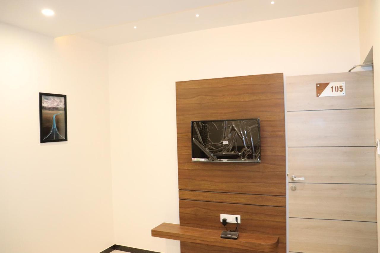 Hotel City Point Phalodi  Exterior photo
